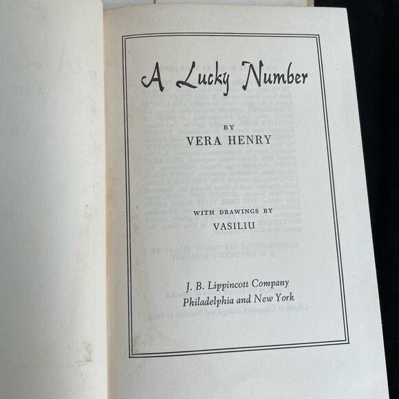 A Lucky Number Book Hardcover Vintage 1957 1st Edition w/ Jacket by Vera Henry - Picture 4 of 16